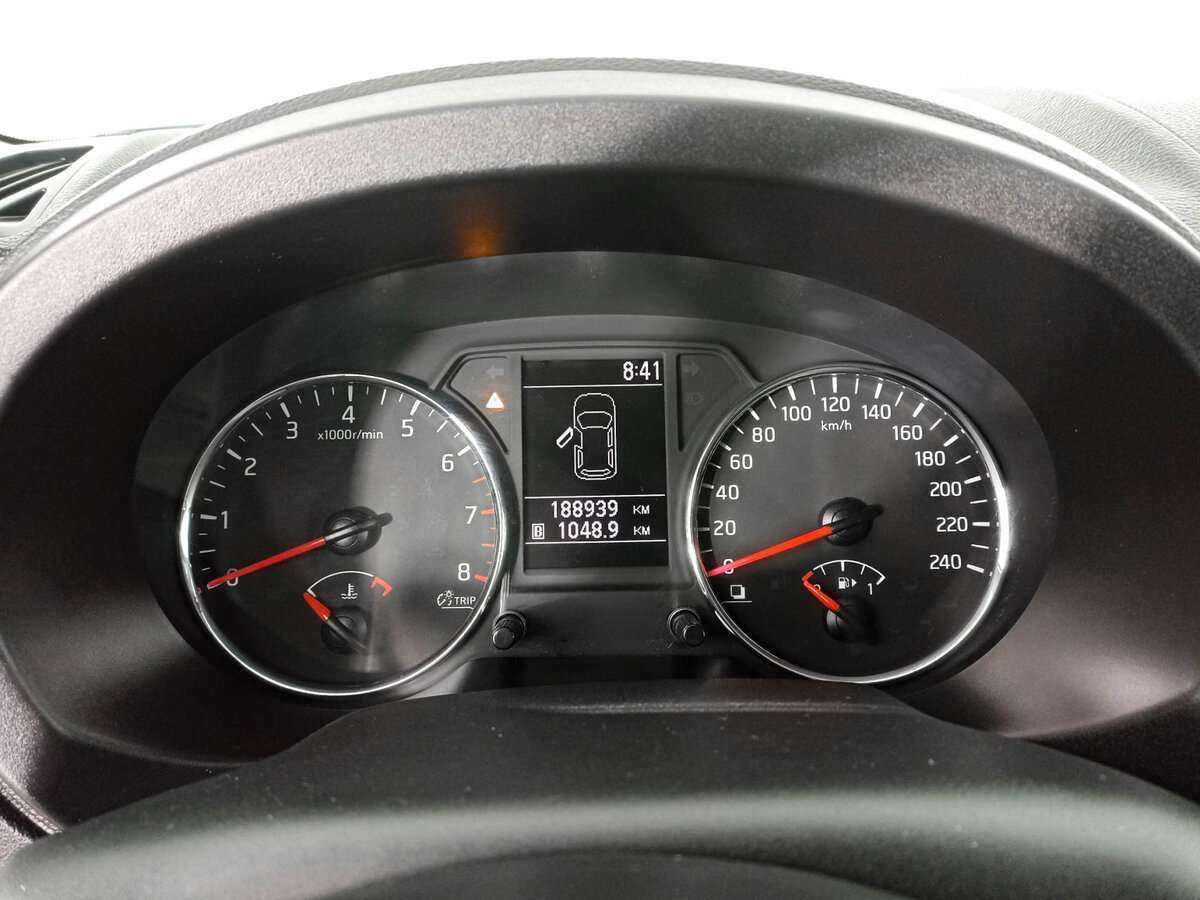 Б/У Ниссан Икс-Трейл 2011 года. Фото: #10