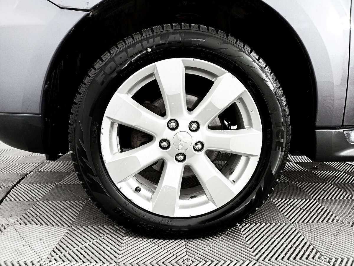 Б/У Митсубиши Оутлэндер 2010 года. Фото: #17