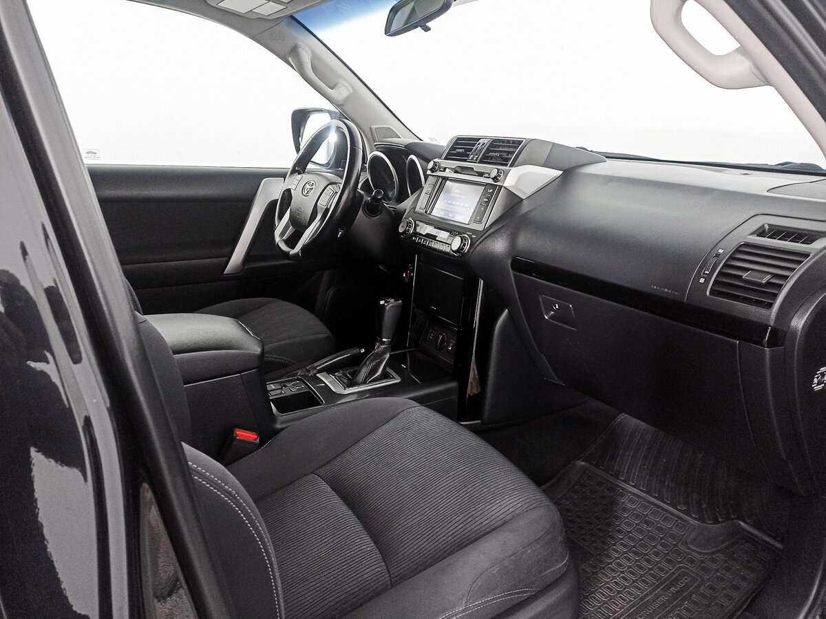 Б/У Тойота Лэнд Крузер Прадо 2015 года. Фото: #6