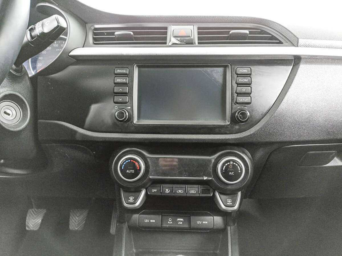 Б/У Киа Рио 2018 года. Фото: #12