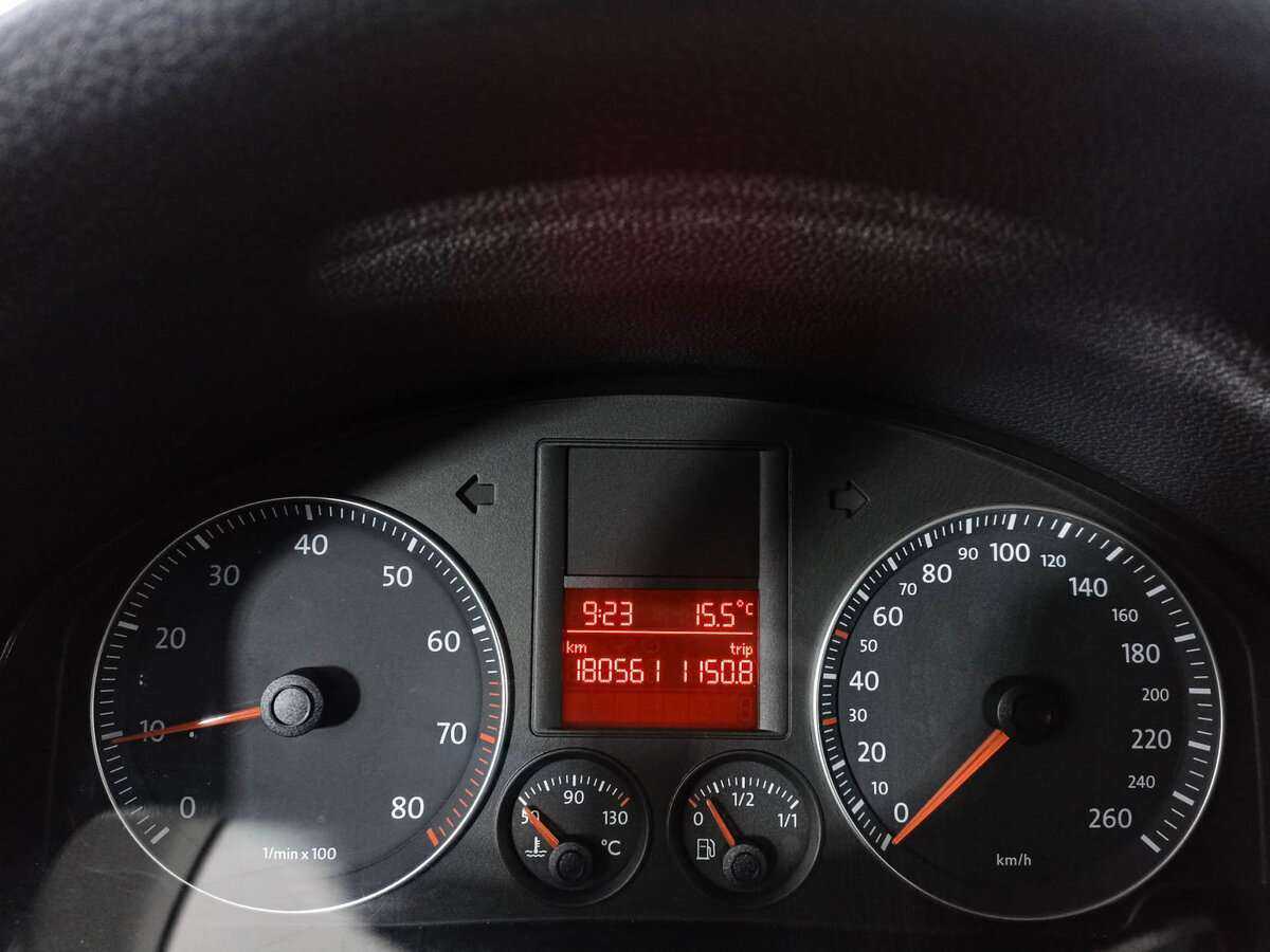 Б/У Фольксваген Джетта 2009 года. Фото: #12