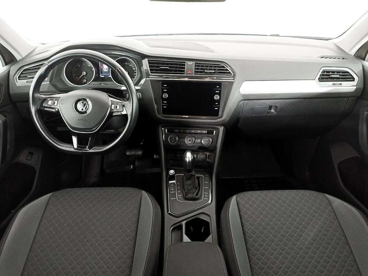 Б/У Фольксваген Тигуан 2020 года. Фото: #11