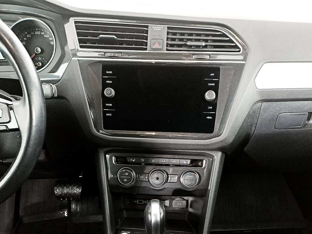 Б/У Фольксваген Тигуан 2020 года. Фото: #12