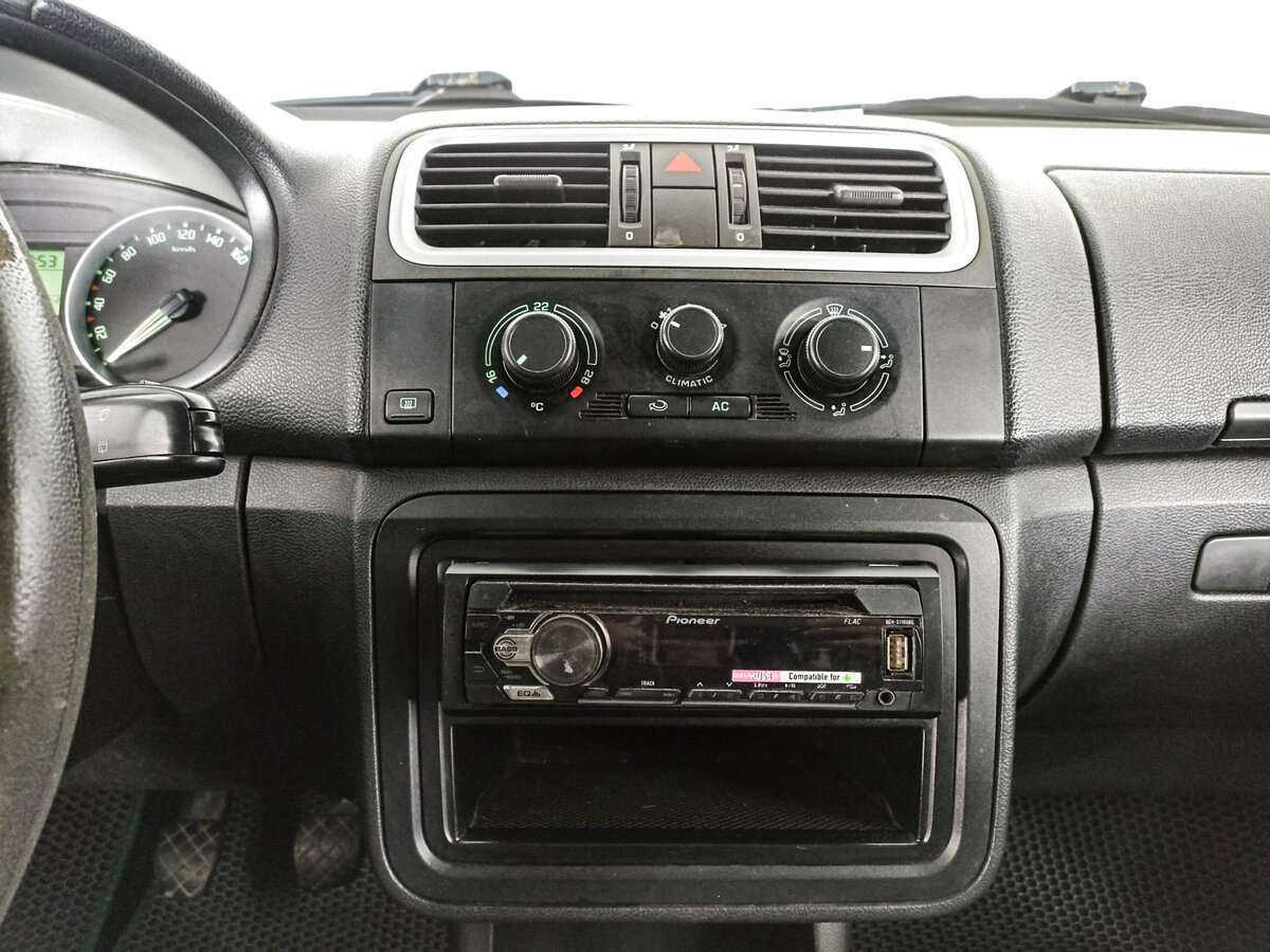 Б/У Шкода Фабия 2008 года. Фото: #10