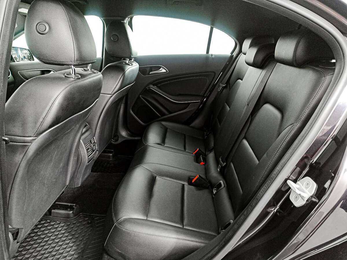 Б/У Мерседес-Бенц А-Класс 2014 года. Фото: #7