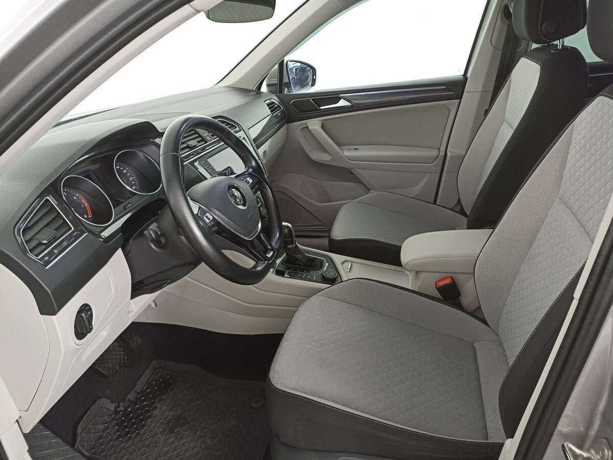 Б/У Фольксваген Тигуан 2017 года. Фото: #15