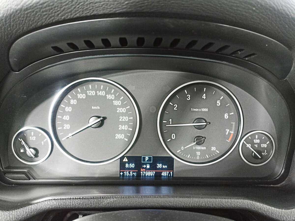 Б/У БМВ Икс3 2014 года. Фото: #10