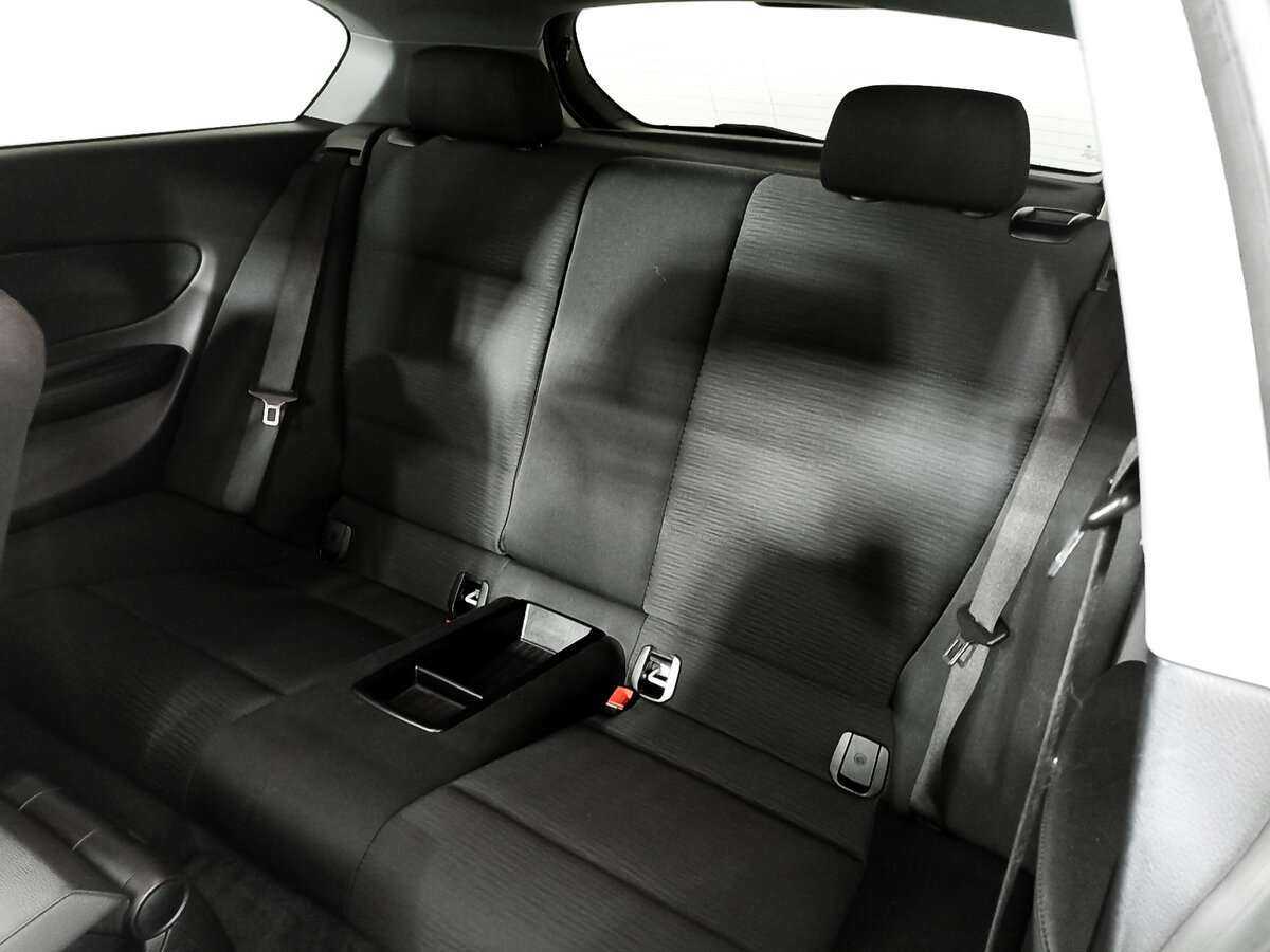 Б/У БМВ 1 серии 2010 года. Фото: #7