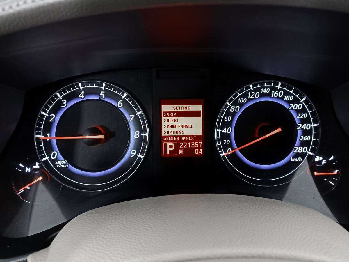 Б/У Инфинити ЕИкс 2010 года. Фото: #8