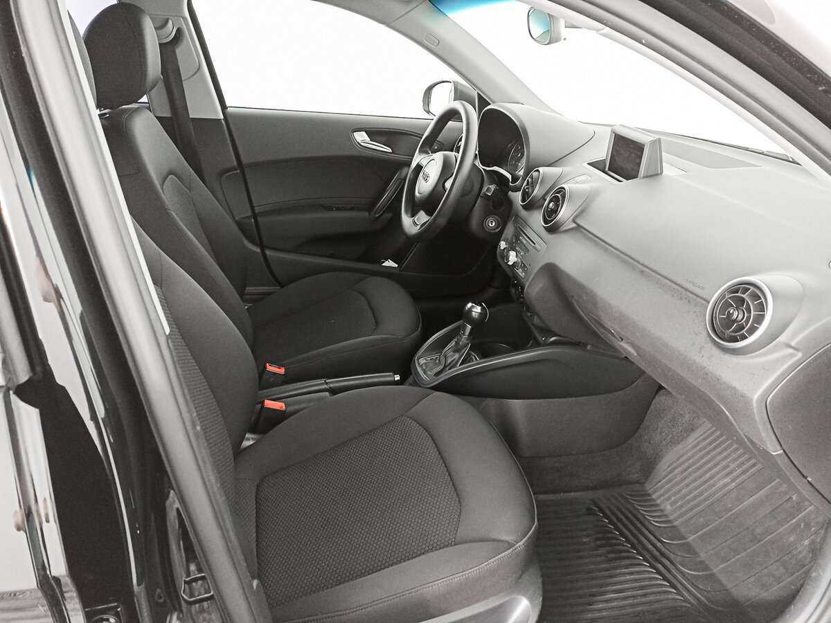 Б/У Ауди А1 2012 года. Фото: #8