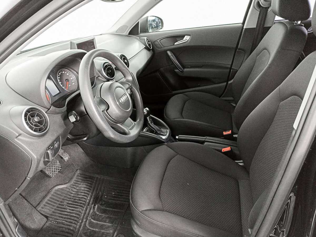 Б/У Ауди А1 2012 года. Фото: #13