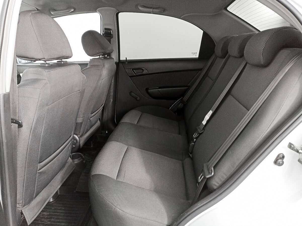 Б/У Шевроле Авео 2011 года. Фото: #6