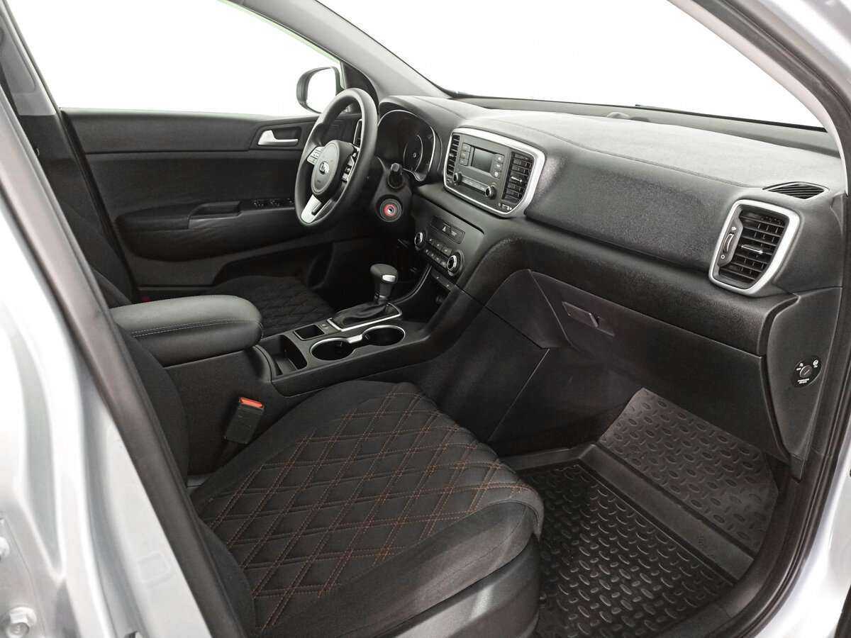 Б/У Киа Спортейдж 2021 года. Фото: #6