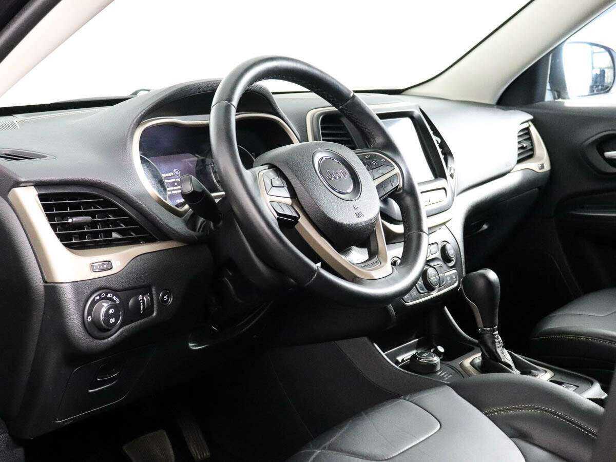 Б/У Джип Чироки 2014 года. Фото: #7