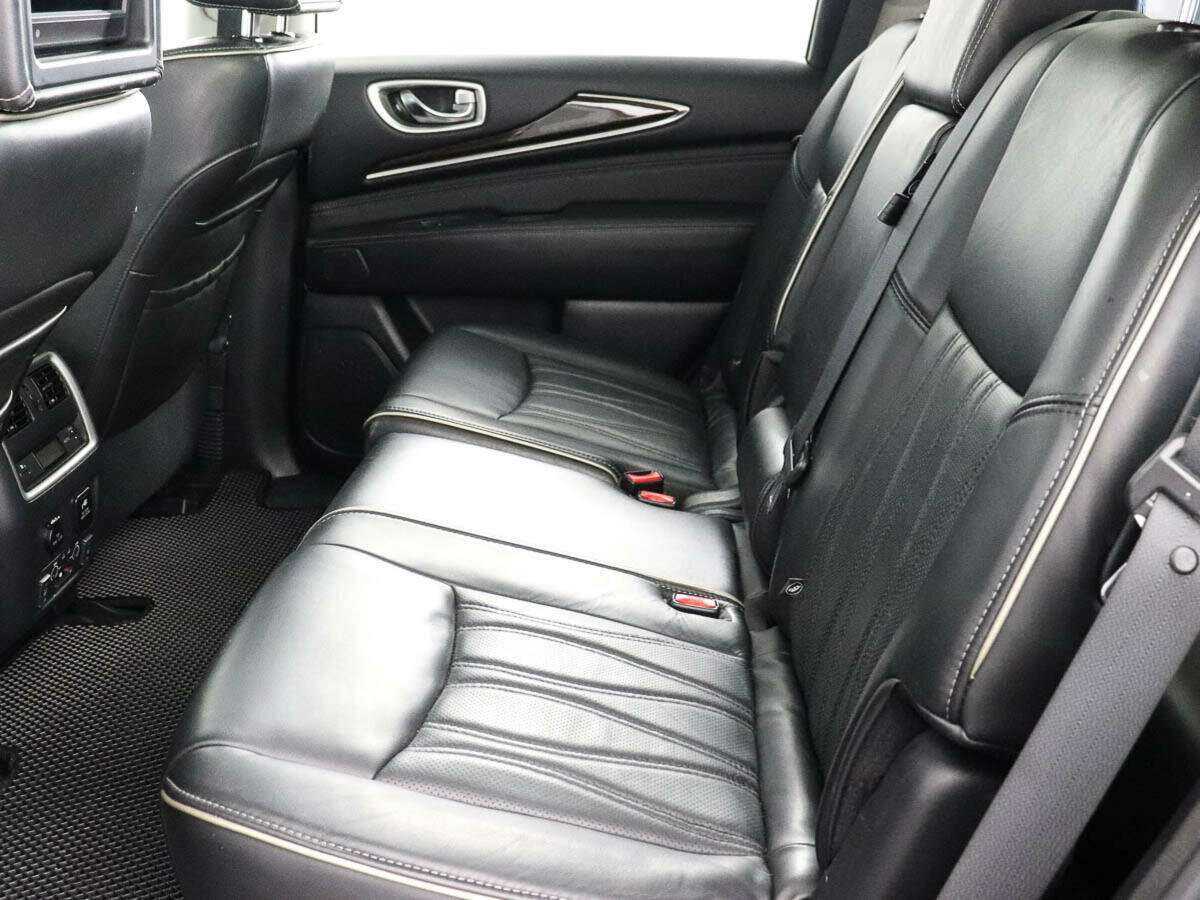 Б/У Инфинити К-Икс60 2017 года. Фото: #8