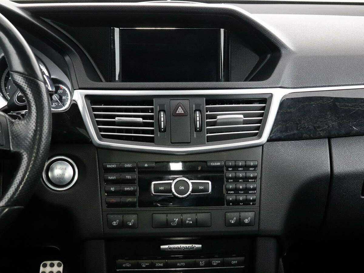 Б/У Мерседес-Бенц Е-Класс 2012 года. Фото: #11