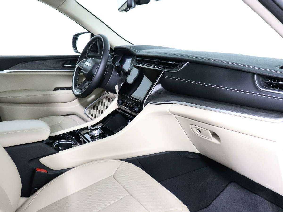 Б/У Джип Гранд Чироки 2022 года. Фото: #6