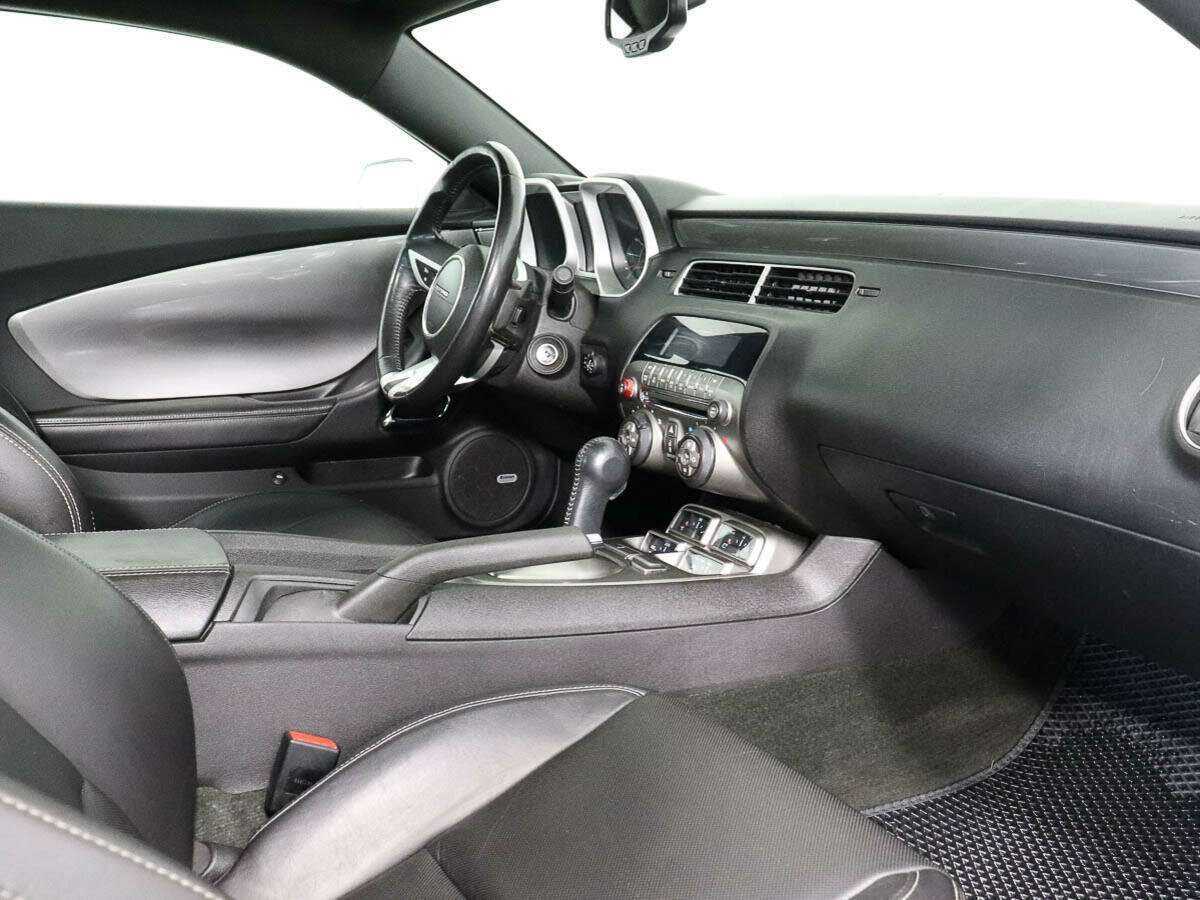 Б/У Шевроле Камаро 2011 года. Фото: #5