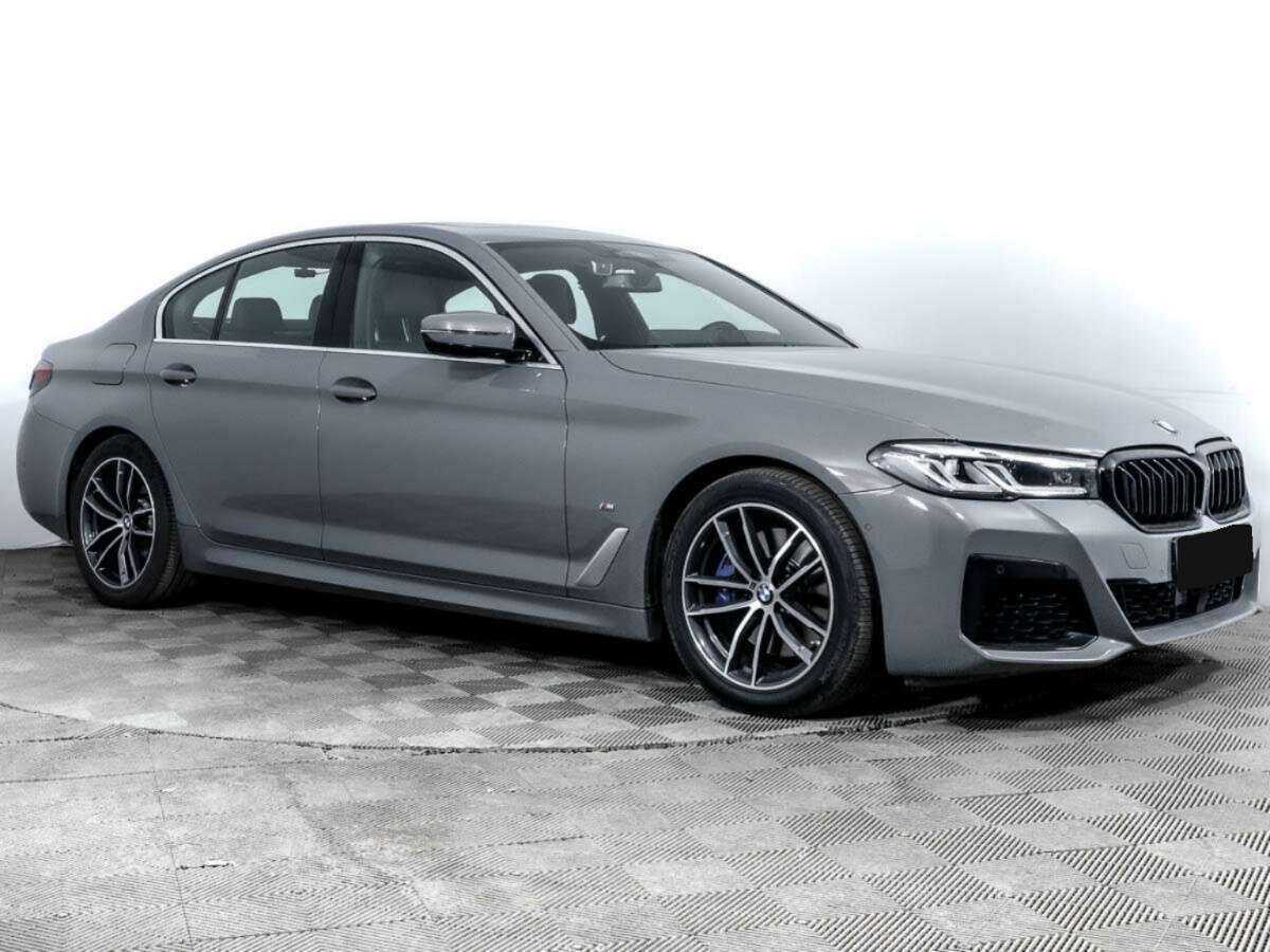 Б/У БМВ 5 серии 2020 года. Фото: #2