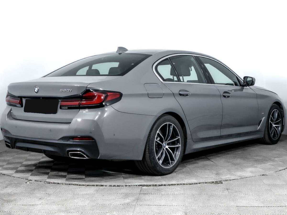 Б/У БМВ 5 серии 2020 года. Фото: #3