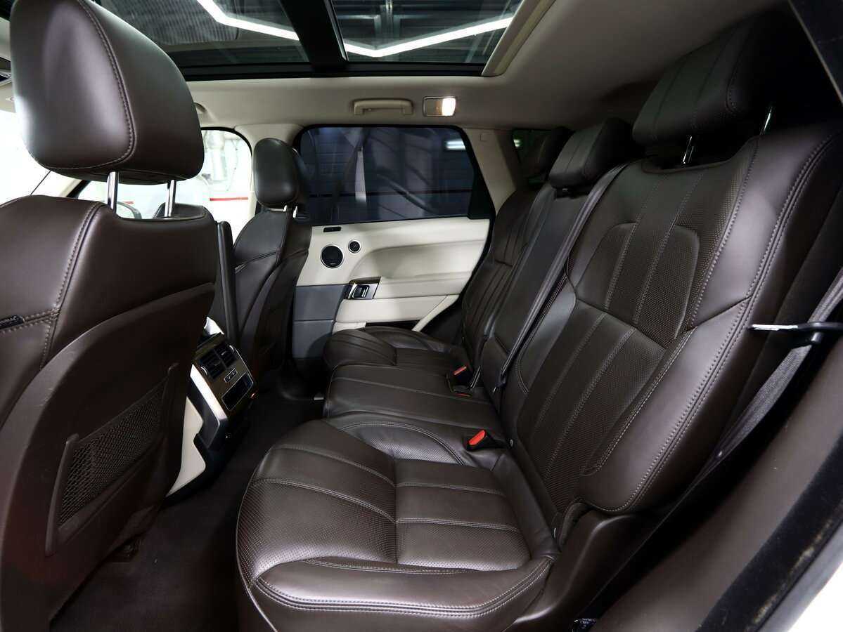 Б/У Лэнд Ровер Рэнж Ровер Спорт 2017 года. Фото: #7