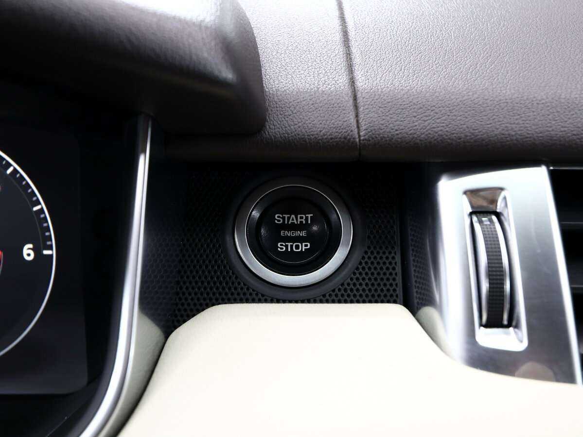 Б/У Лэнд Ровер Рэнж Ровер Спорт 2017 года. Фото: #16