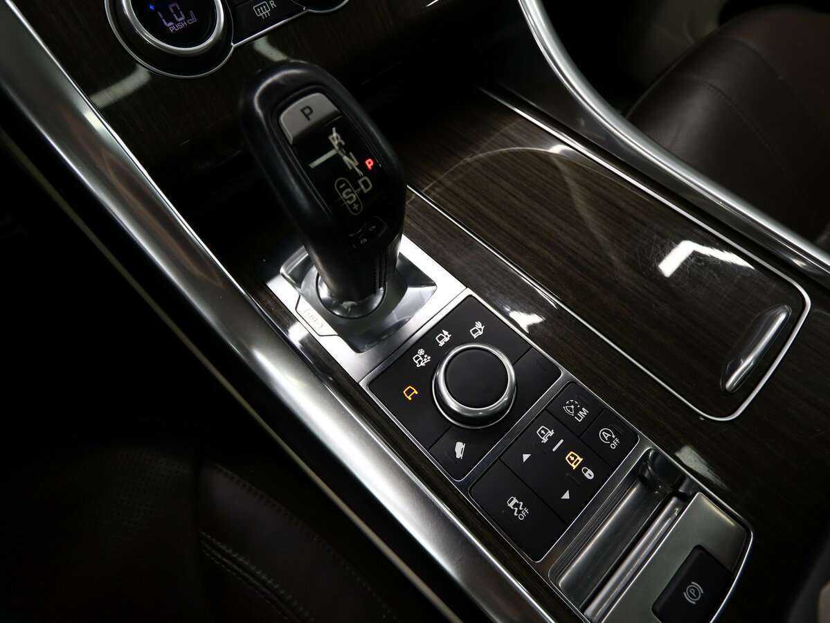 Б/У Лэнд Ровер Рэнж Ровер Спорт 2017 года. Фото: #17