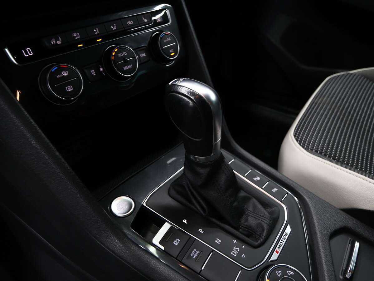 Б/У Фольксваген Тигуан 2019 года. Фото: #9