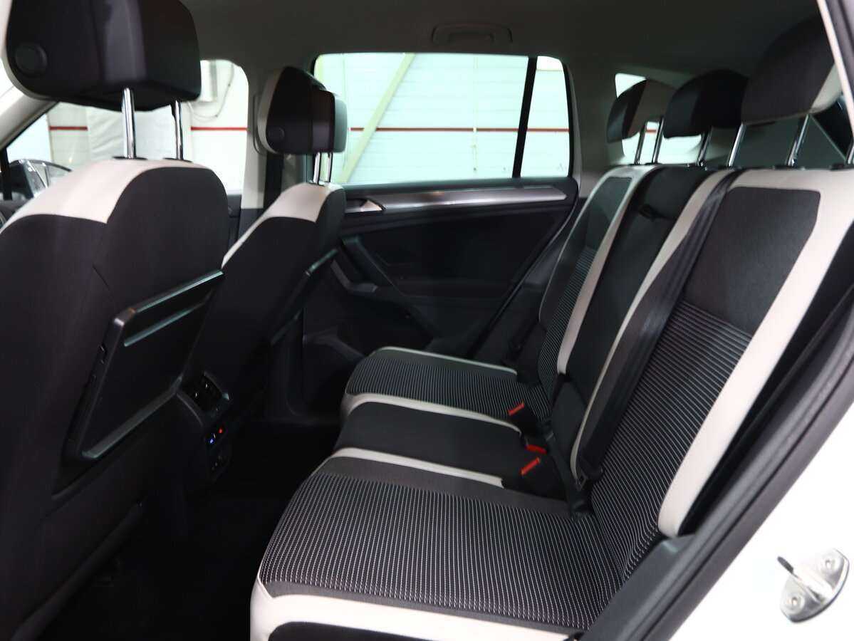 Б/У Фольксваген Тигуан 2019 года. Фото: #12