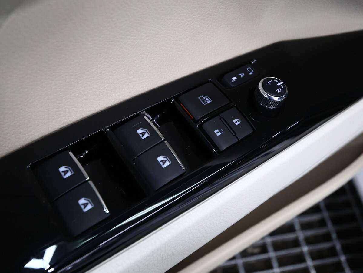 Б/У Тойота Камри 2021 года. Фото: #7