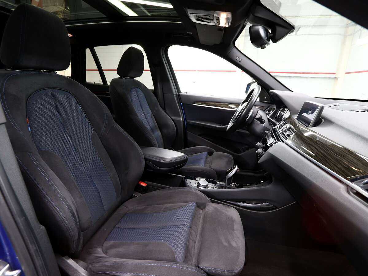 Б/У БМВ Икс1 2019 года. Фото: #8