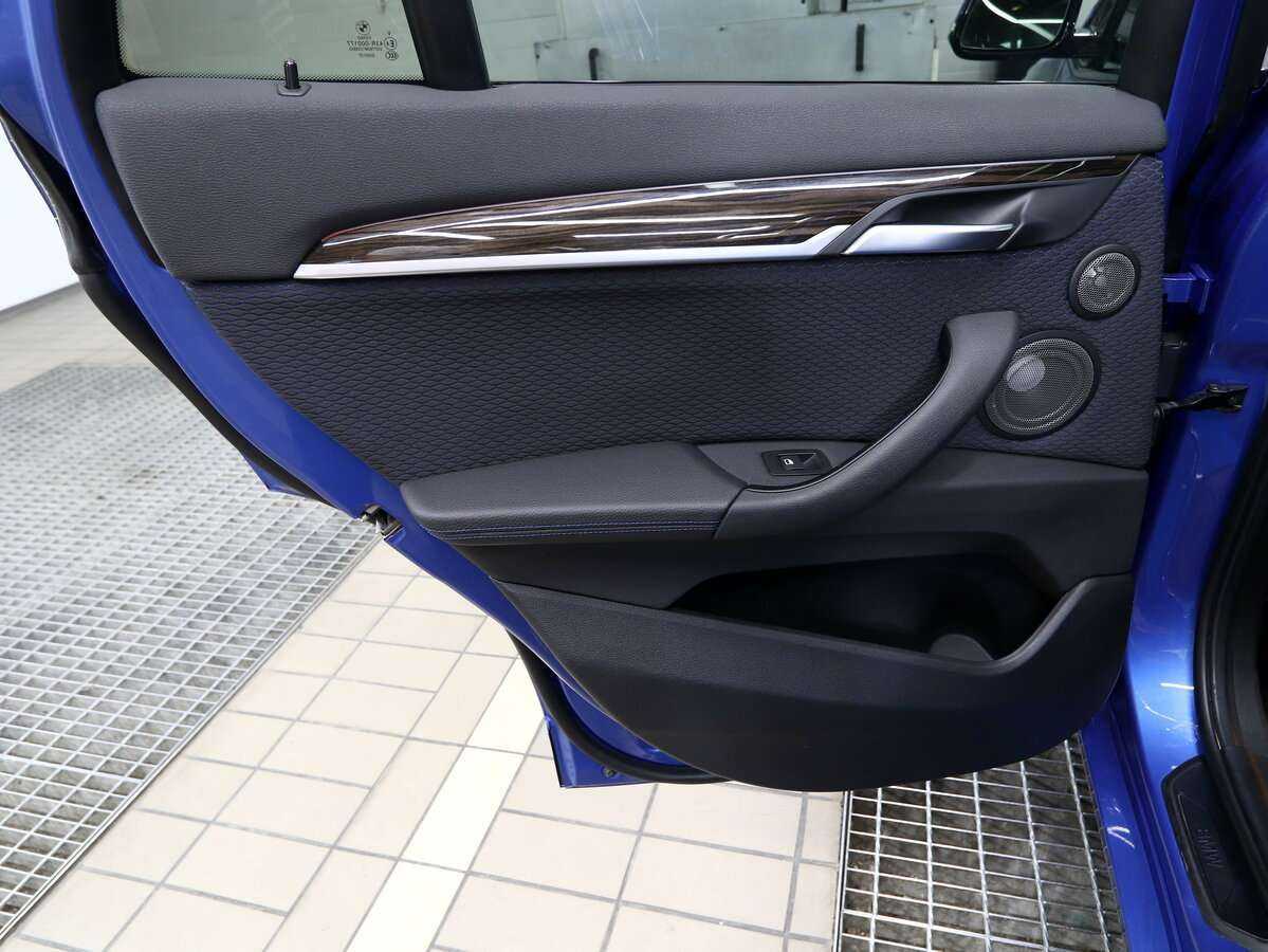 Б/У БМВ Икс1 2019 года. Фото: #15