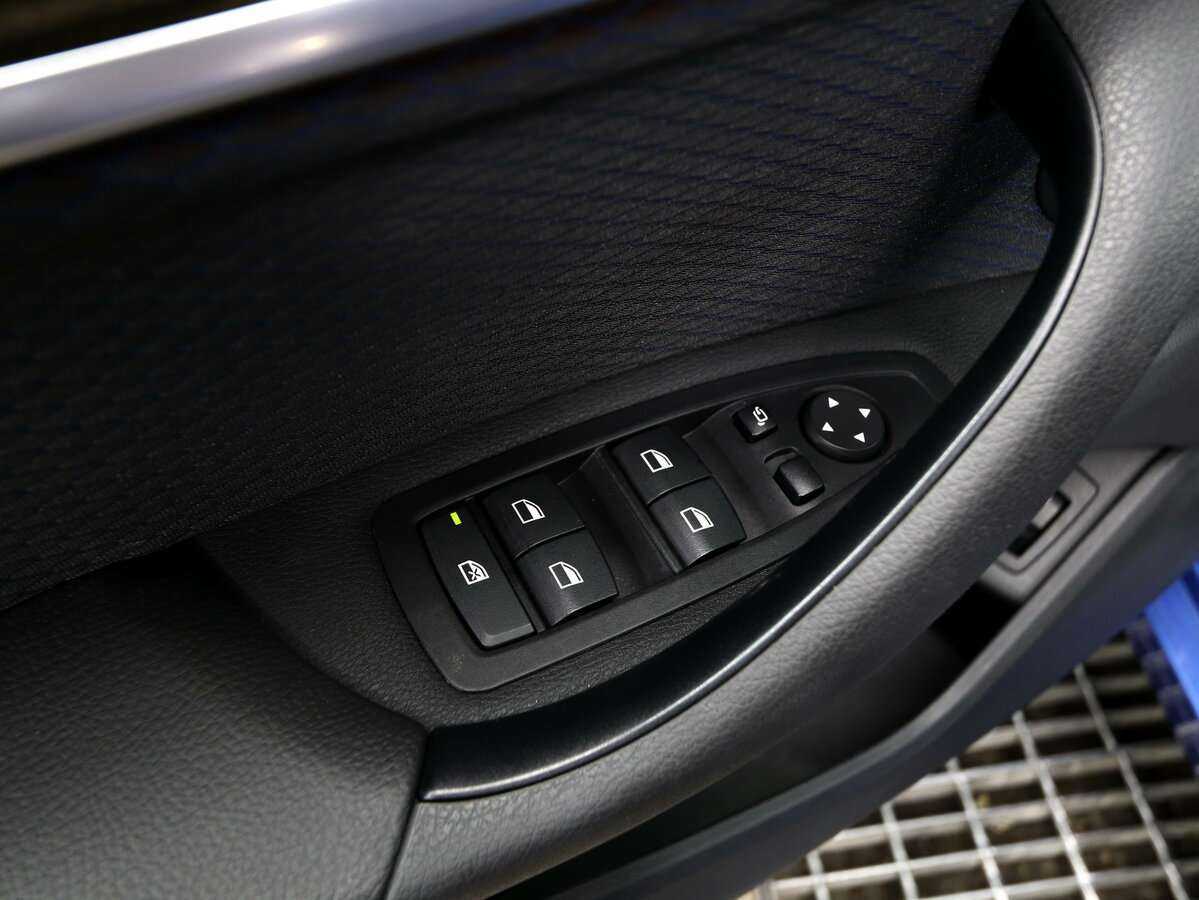 Б/У БМВ Икс1 2019 года. Фото: #16