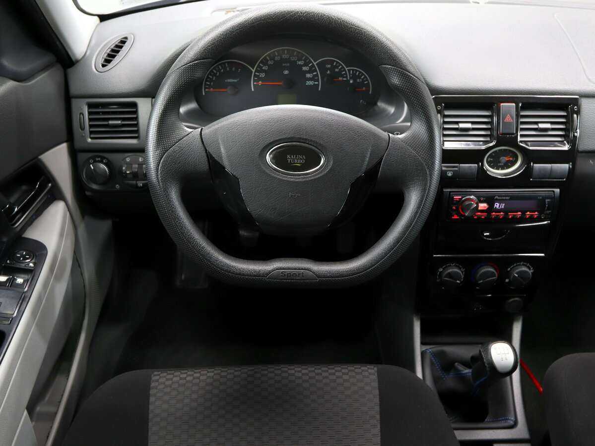 Б/У Лада (ВАЗ) Приора 2011 года. Фото: #12