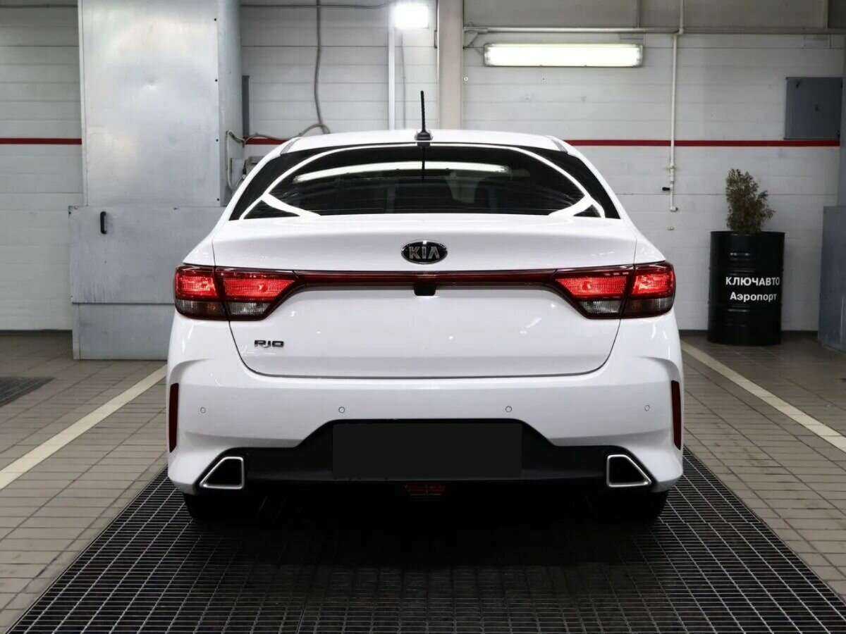Б/У Киа Рио 2021 года. Фото: #3