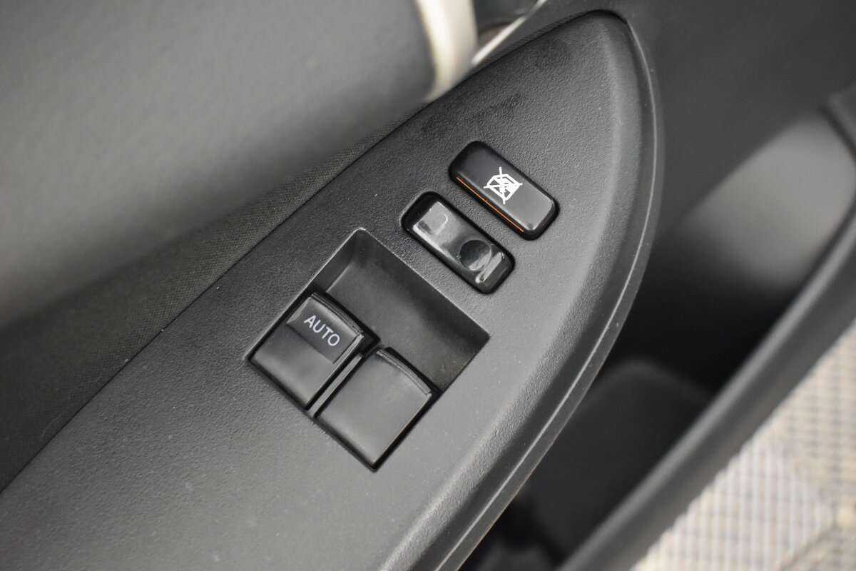 Б/У Тойота Королла 2008 года. Фото: #8