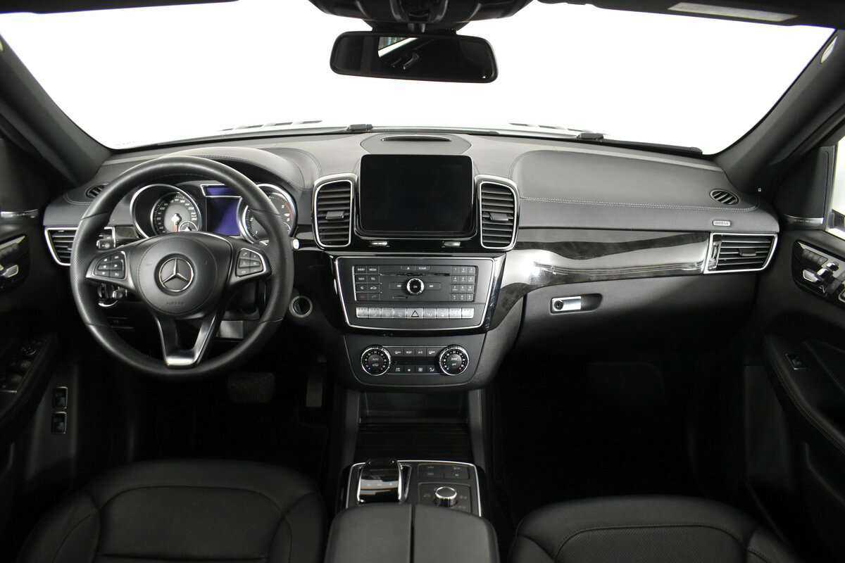 Б/У Мерседес-Бенц ГЛС 2016 года. Фото: #8