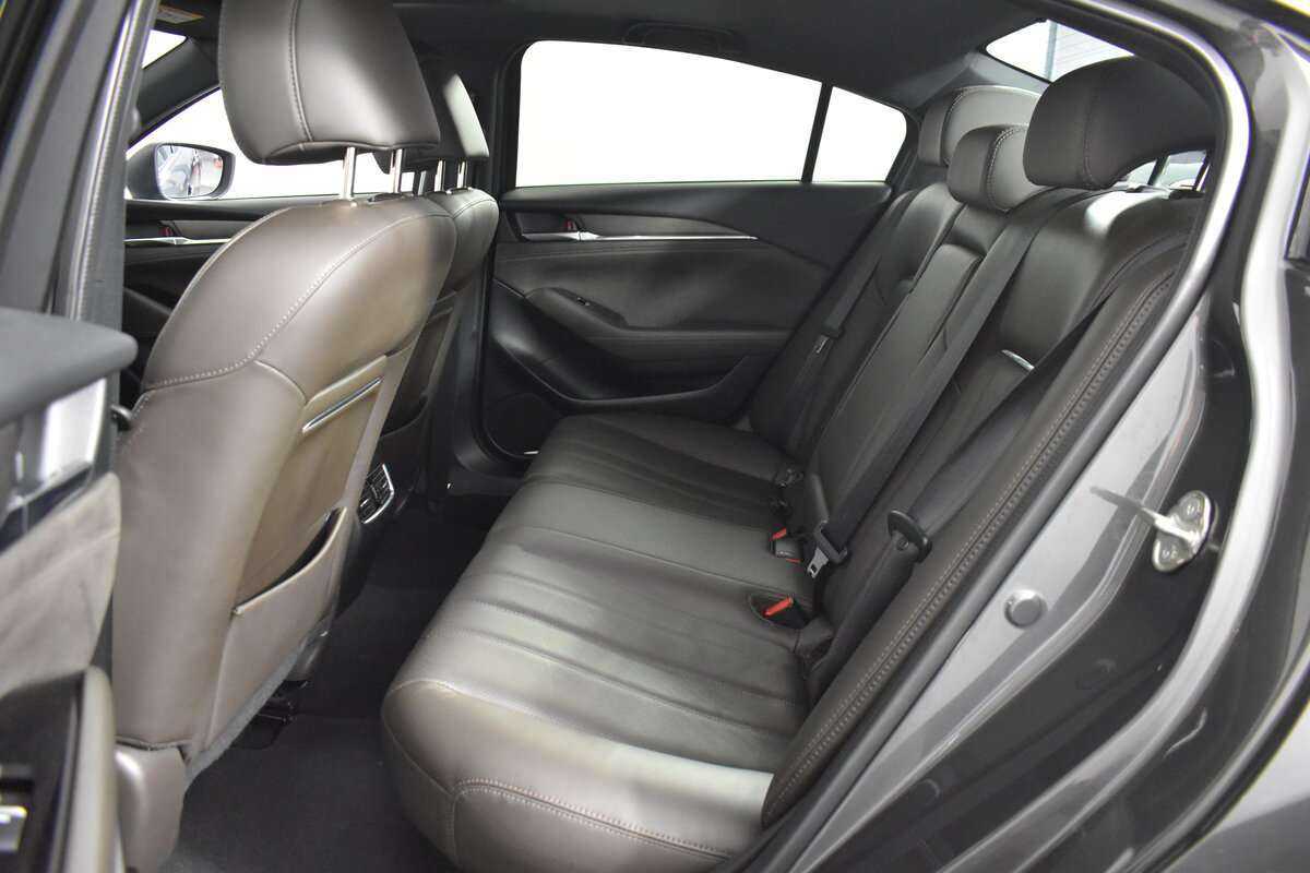 Б/У Мазда 6 2019 года. Фото: #13