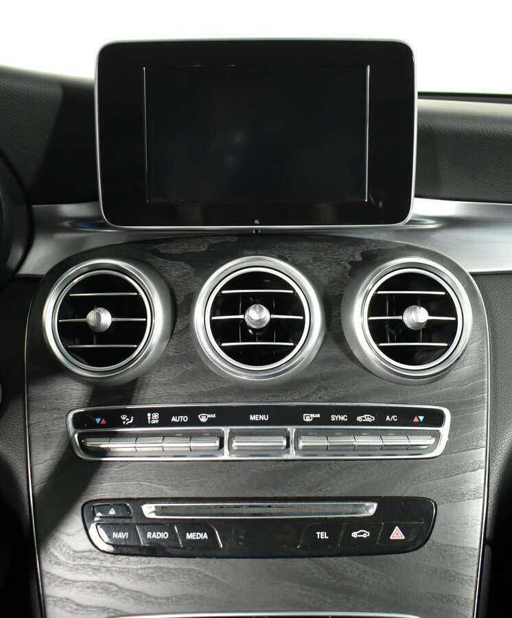 Б/У Мерседес-Бенц ГЛЦ 2015 года. Фото: #10