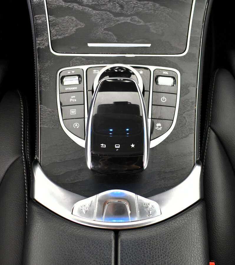 Б/У Мерседес-Бенц ГЛЦ 2015 года. Фото: #12