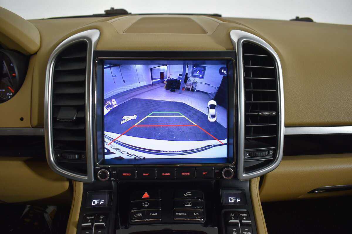 Б/У Порш Кайен 2015 года. Фото: #11