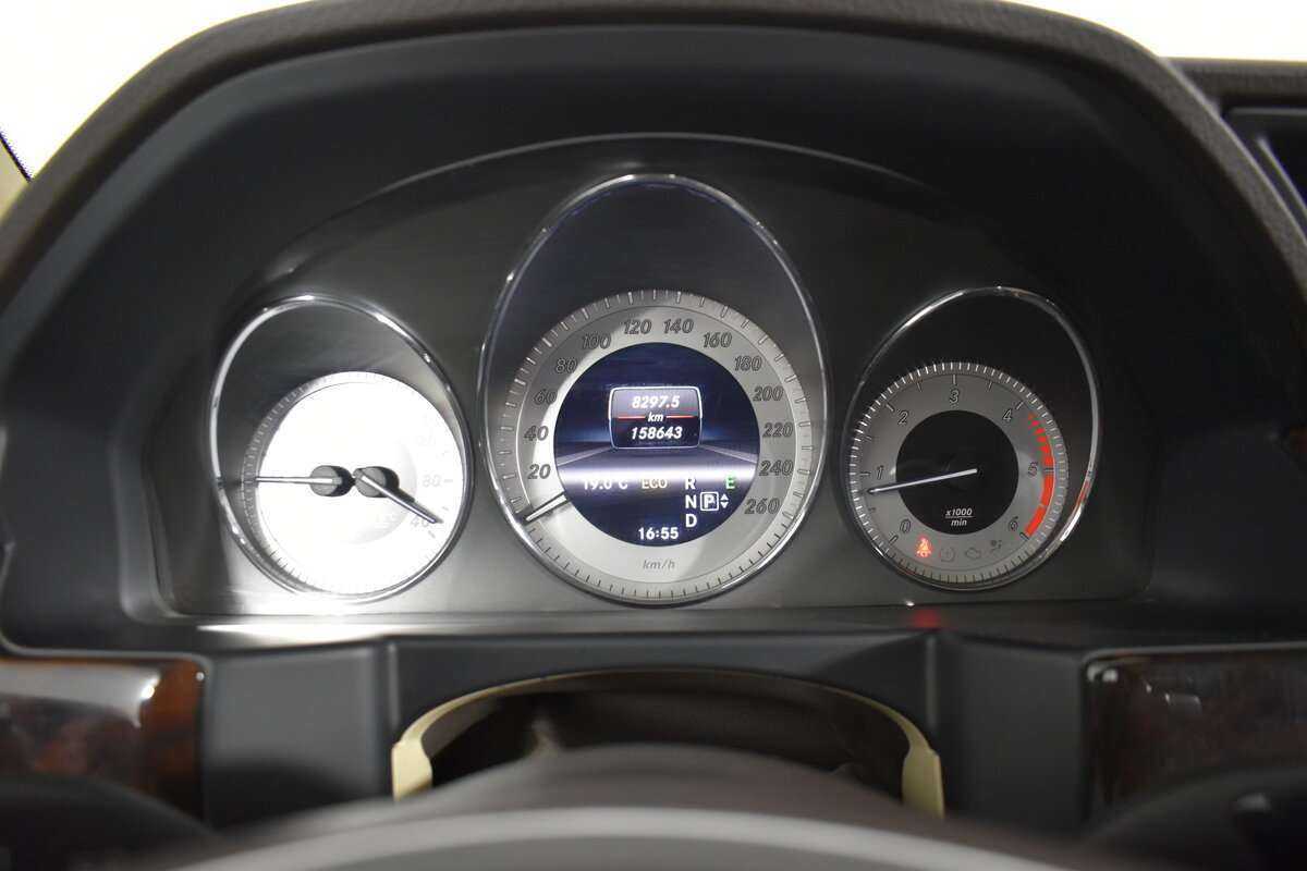 Б/У Мерседес-Бенц ГЛК-Класс 2013 года. Фото: #20