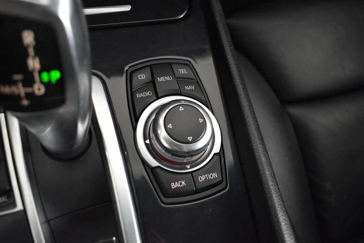 Б/У БМВ 5 серии 2010 года. Фото: #17