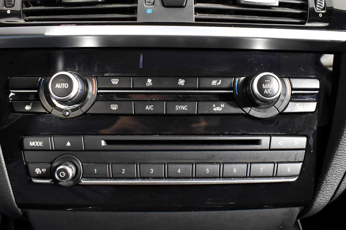 Б/У БМВ Икс3 2016 года. Фото: #15