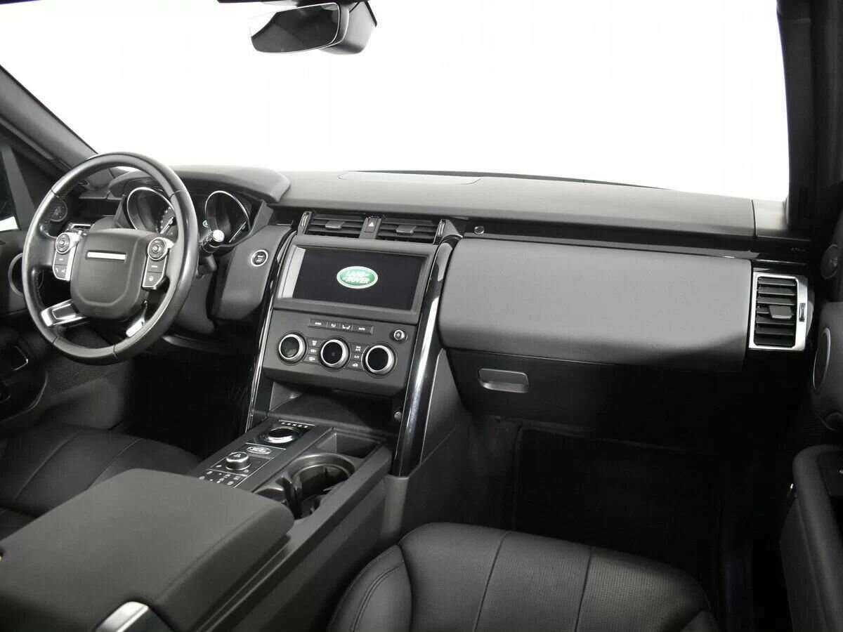 Б/У Лэнд Ровер Дискавери 2018 года. Фото: #12