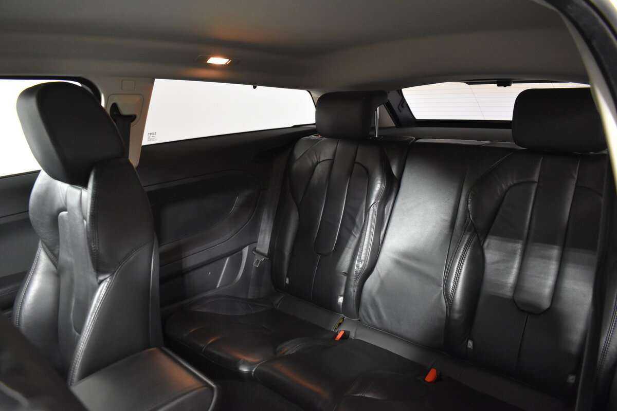 Б/У Лэнд Ровер Рэнж Ровер Эвок 2012 года. Фото: #25