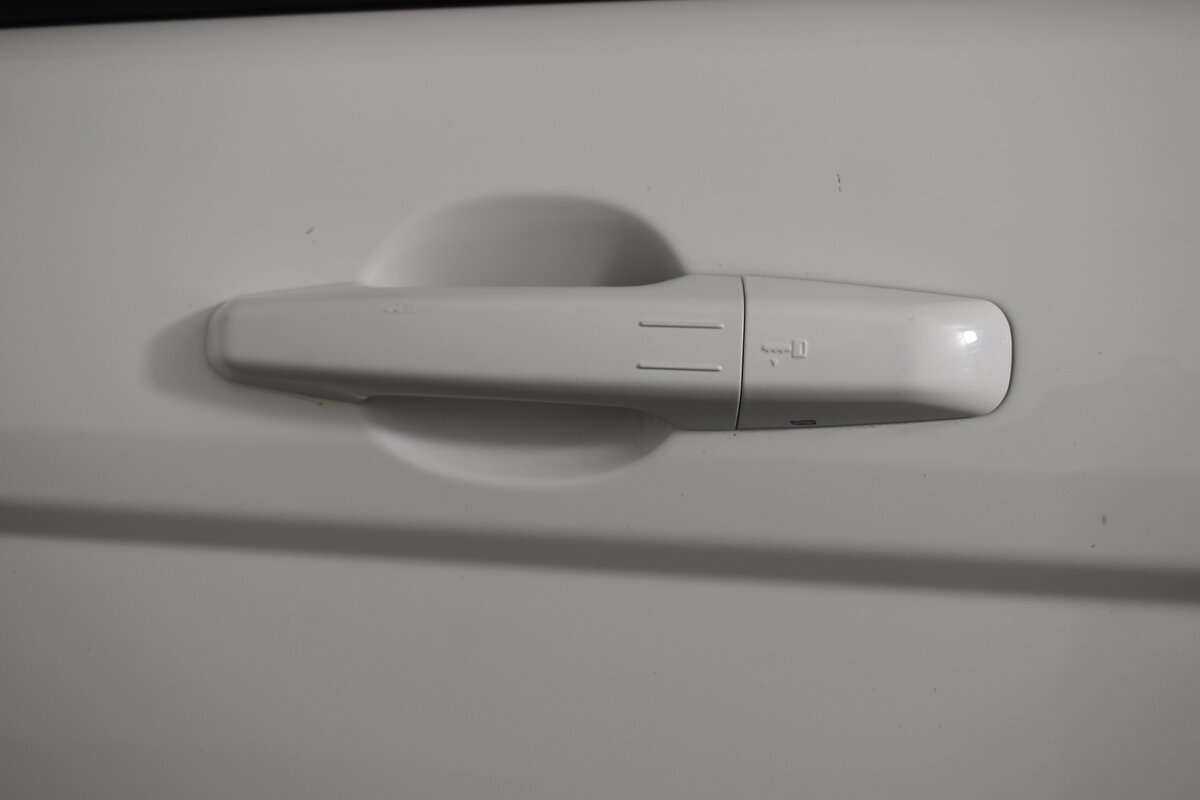 Б/У Лэнд Ровер Рэнж Ровер Эвок 2012 года. Фото: #27