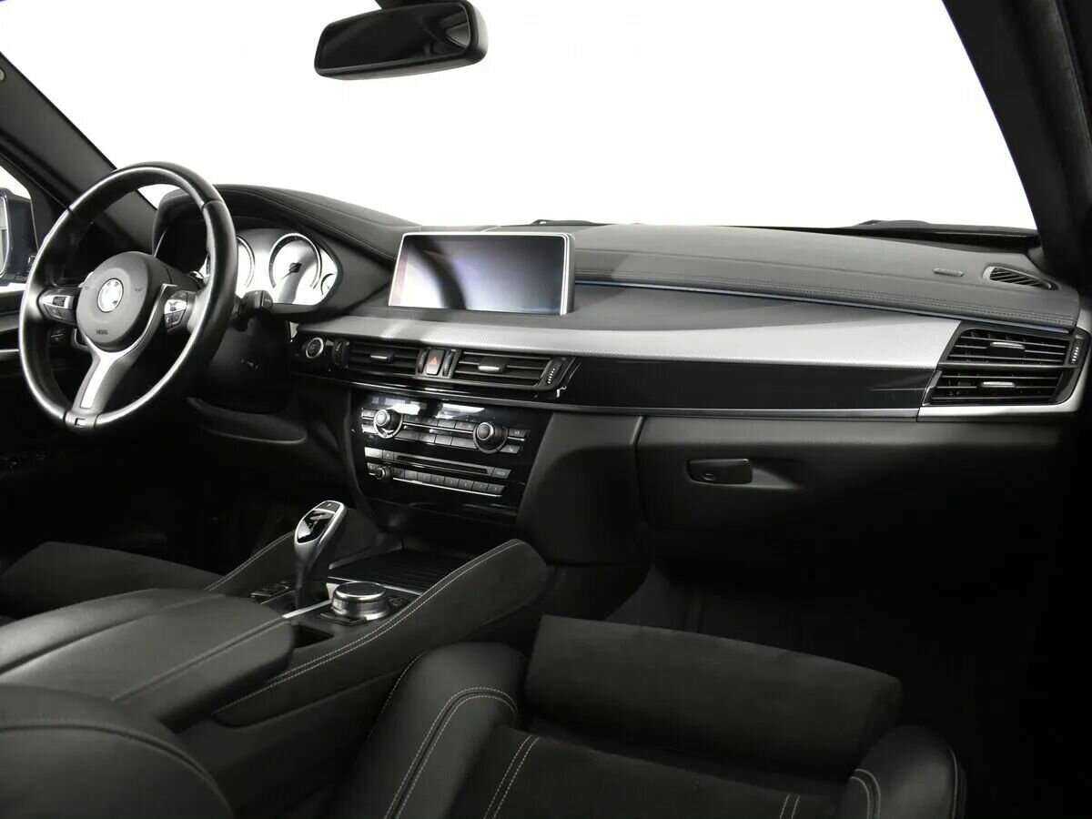 Б/У БМВ Икс6 2018 года. Фото: #8