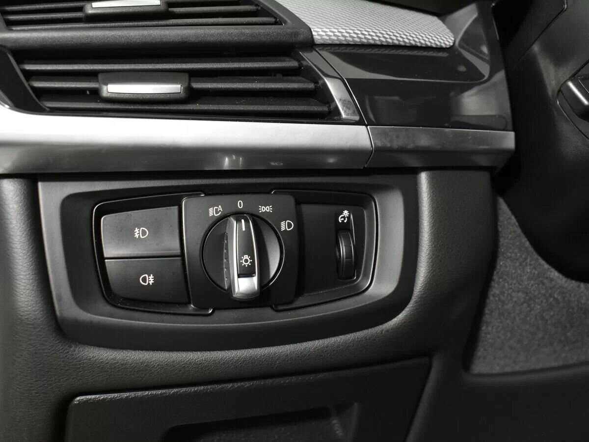 Б/У БМВ Икс6 2018 года. Фото: #14