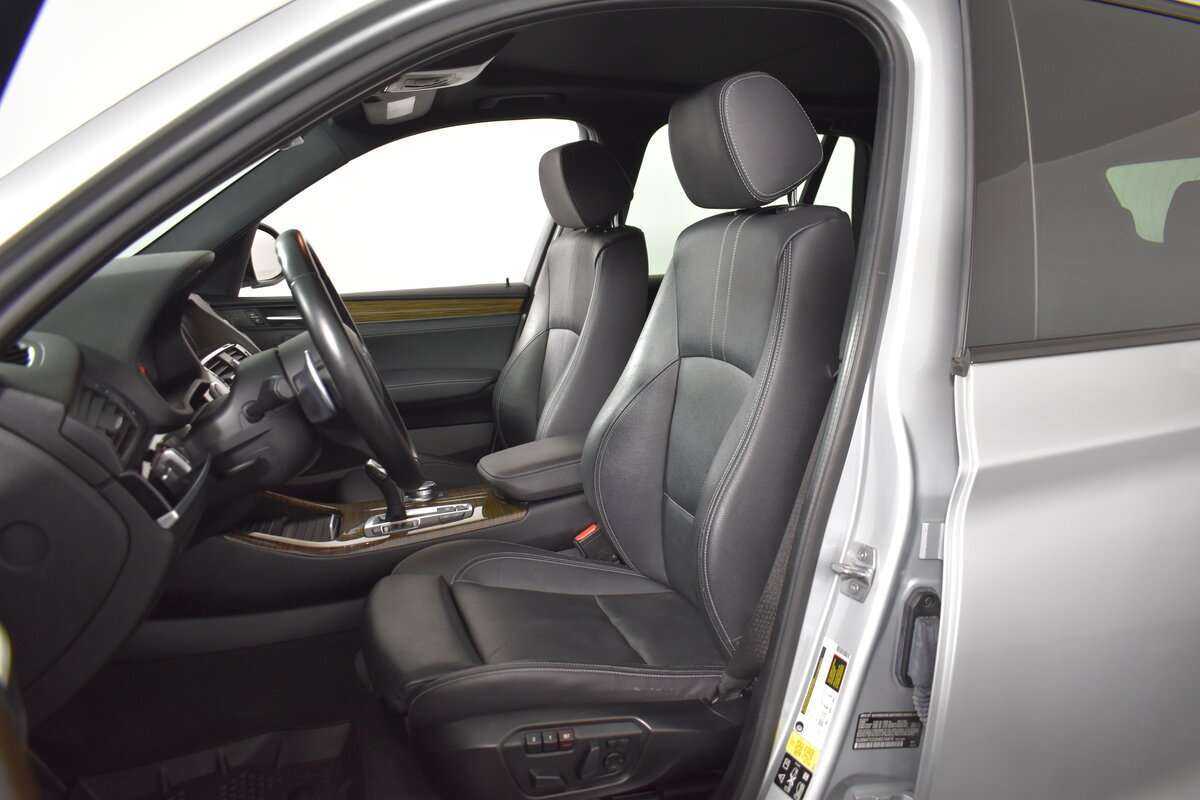 Б/У БМВ Икс3 2016 года. Фото: #8